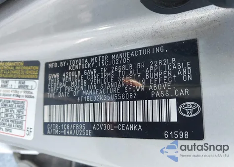 2005 Toyota Camry Le z USA, uszkodzony, nr VIN 4T1BE32K25U556087